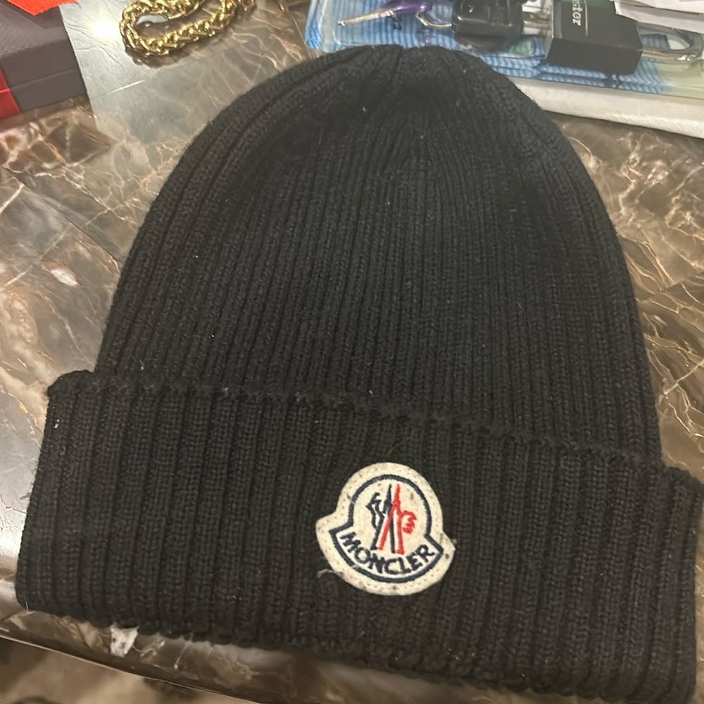 Moncler Skullie